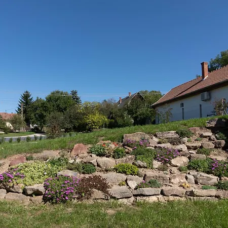 Hárs * Balatonendréd
